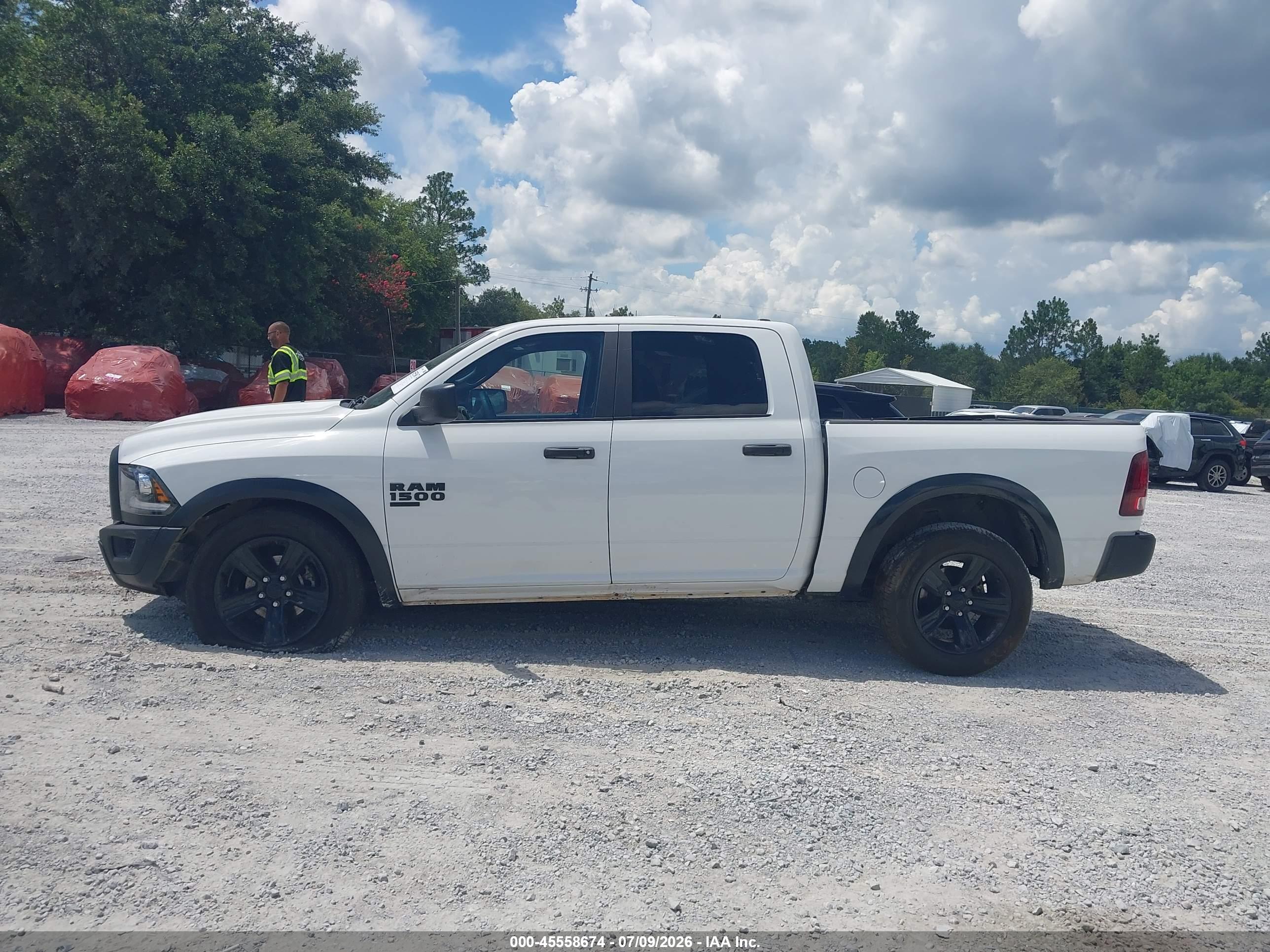 2024 RAM 1500 CLASSIC WARLOCK  4X2 5'7 BOX