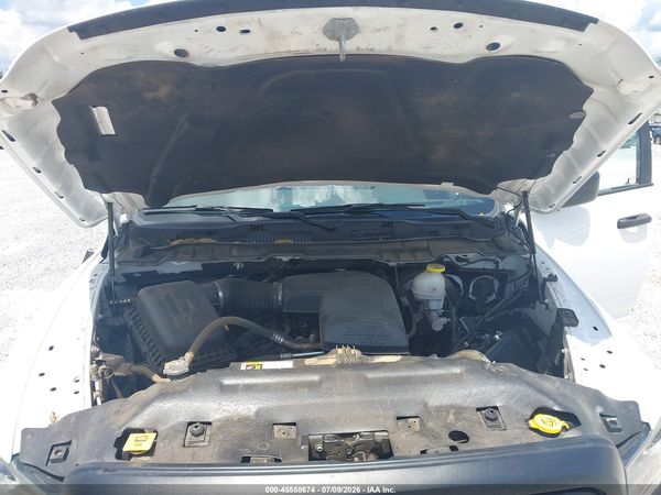 2024 RAM 1500 CLASSIC WARLOCK  4X2 5'7 BOX