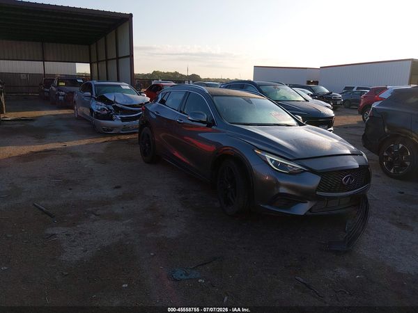 2019 INFINITI QX30 LUXE