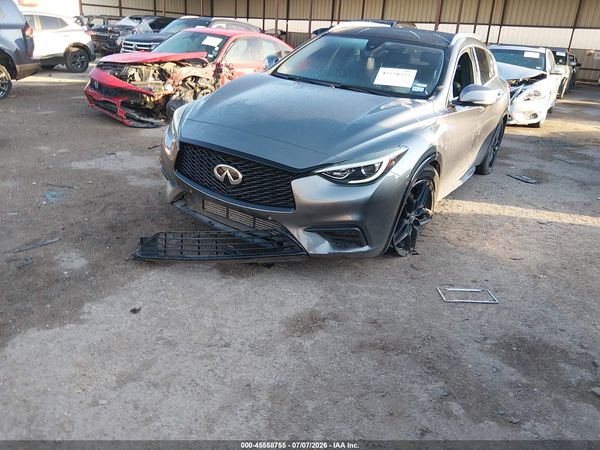 2019 INFINITI QX30 LUXE