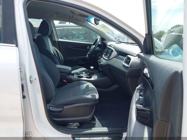 2019 KIA SORENTO 2.4L LX