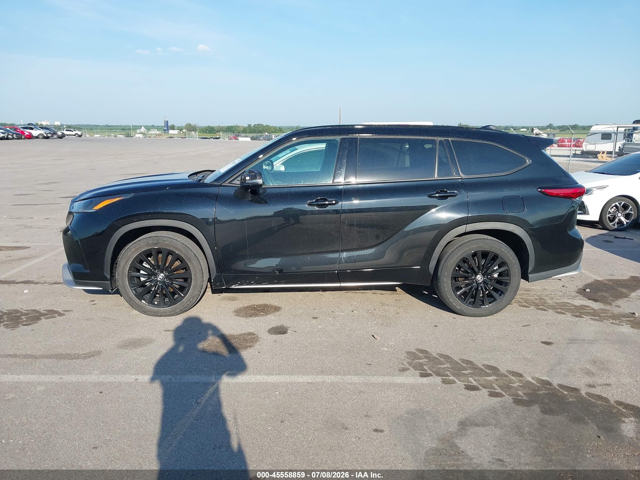 2023 TOYOTA HIGHLANDER XSE