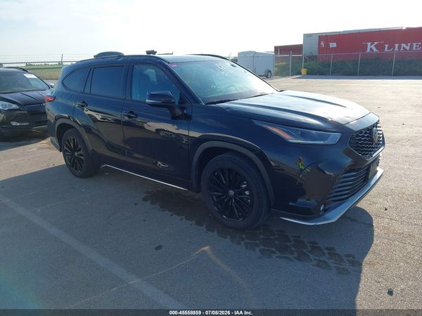 2023 TOYOTA HIGHLANDER XSE