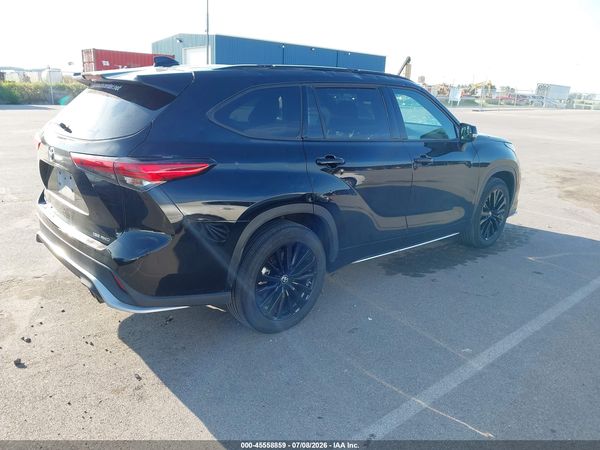 2023 TOYOTA HIGHLANDER XSE