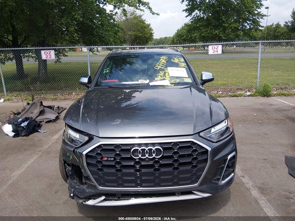 2021 AUDI SQ5