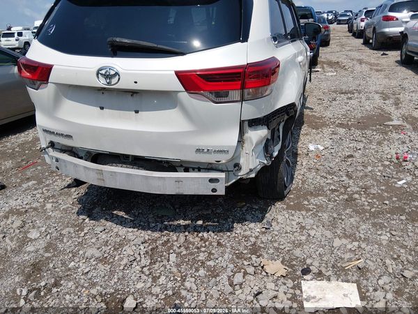 2018 TOYOTA HIGHLANDER XLE