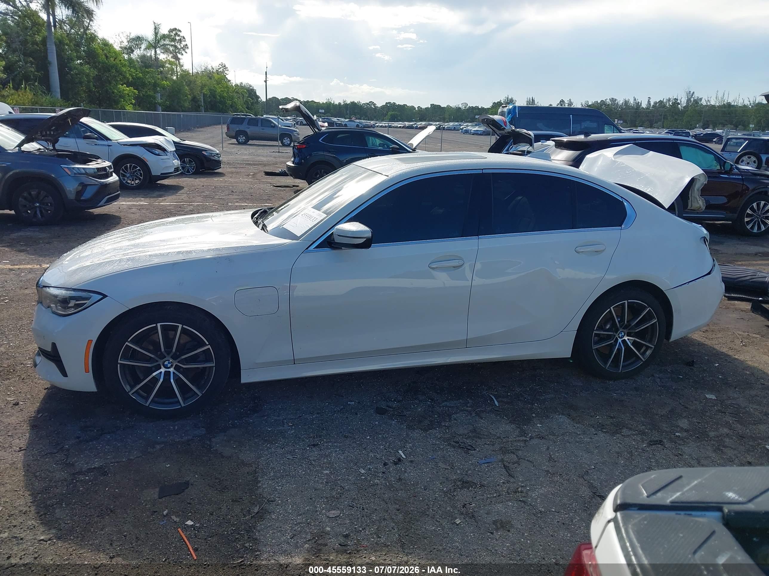 2021 BMW 330E