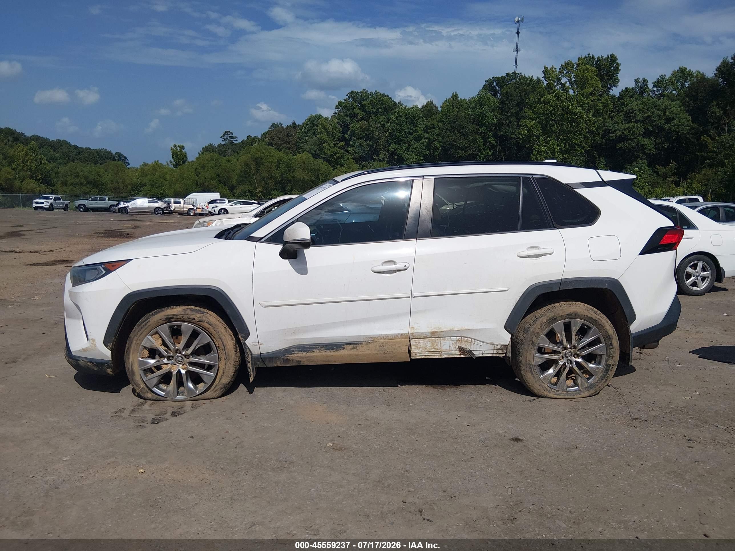 2019 TOYOTA RAV4 XLE PREMIUM