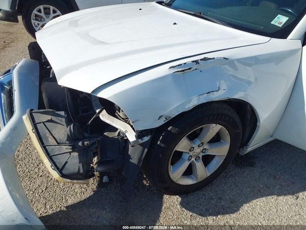 2013 DODGE CHARGER SE