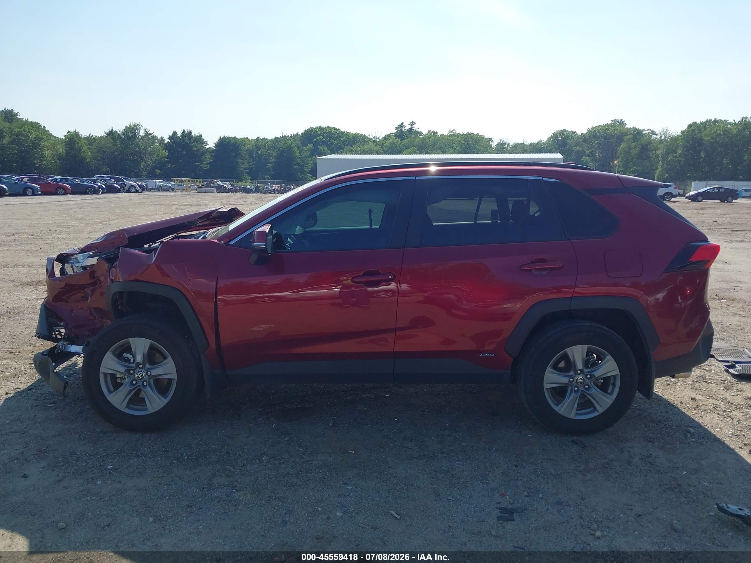 2025 TOYOTA RAV4 HYBRID XLE