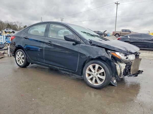 2013 HYUNDAI ACCENT