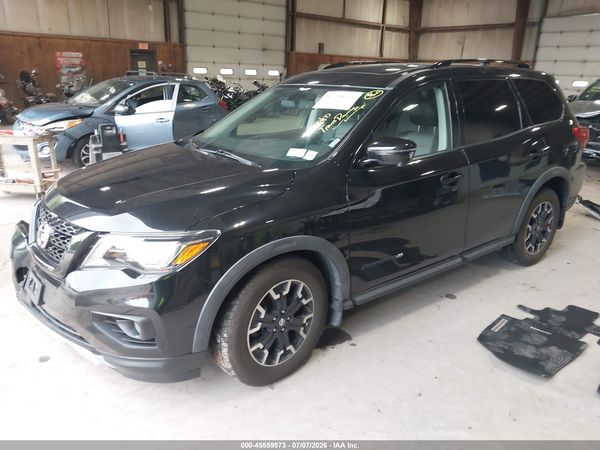 2019 NISSAN PATHFINDER SL
