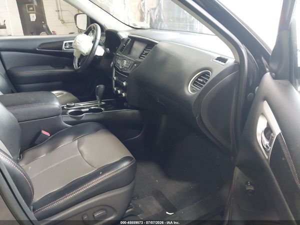 2019 NISSAN PATHFINDER SL