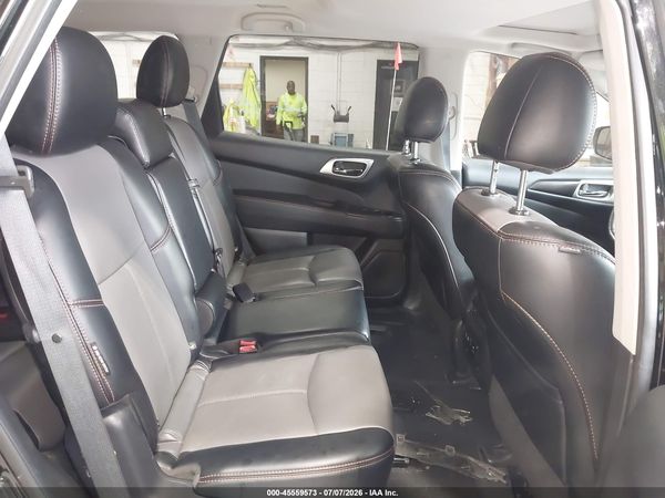 2019 NISSAN PATHFINDER SL