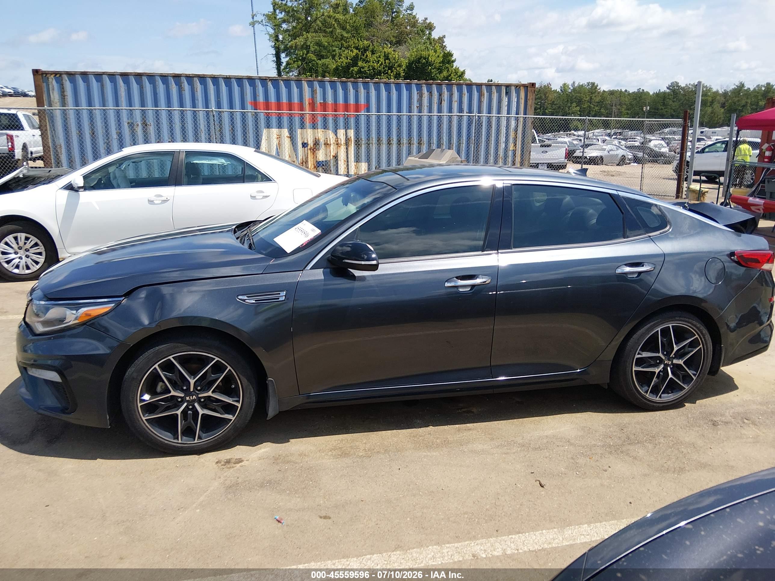 2020 KIA OPTIMA SE