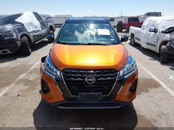 2023 NISSAN KICKS SR XTRONIC CVT