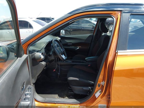 2023 NISSAN KICKS SR XTRONIC CVT