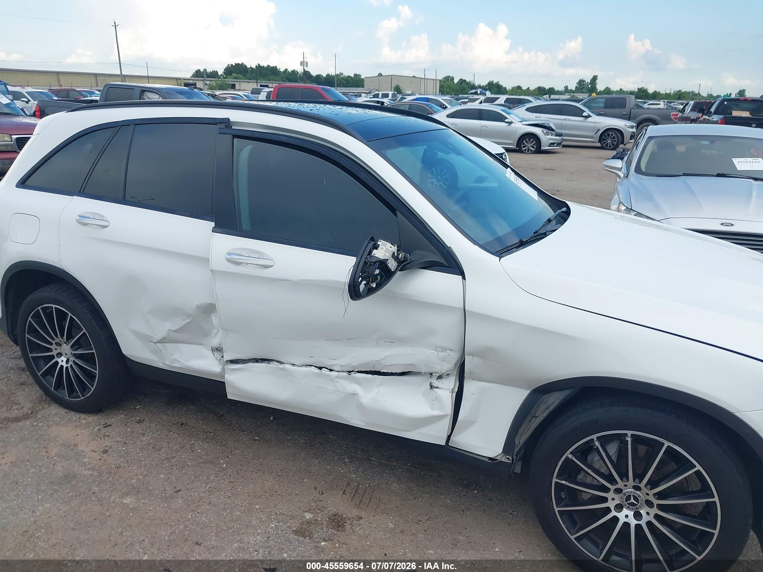 2019 MERCEDES-BENZ GLC 300 4MATIC