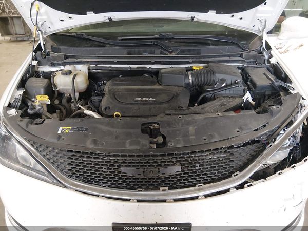 2018 CHRYSLER PACIFICA TOURING PLUS