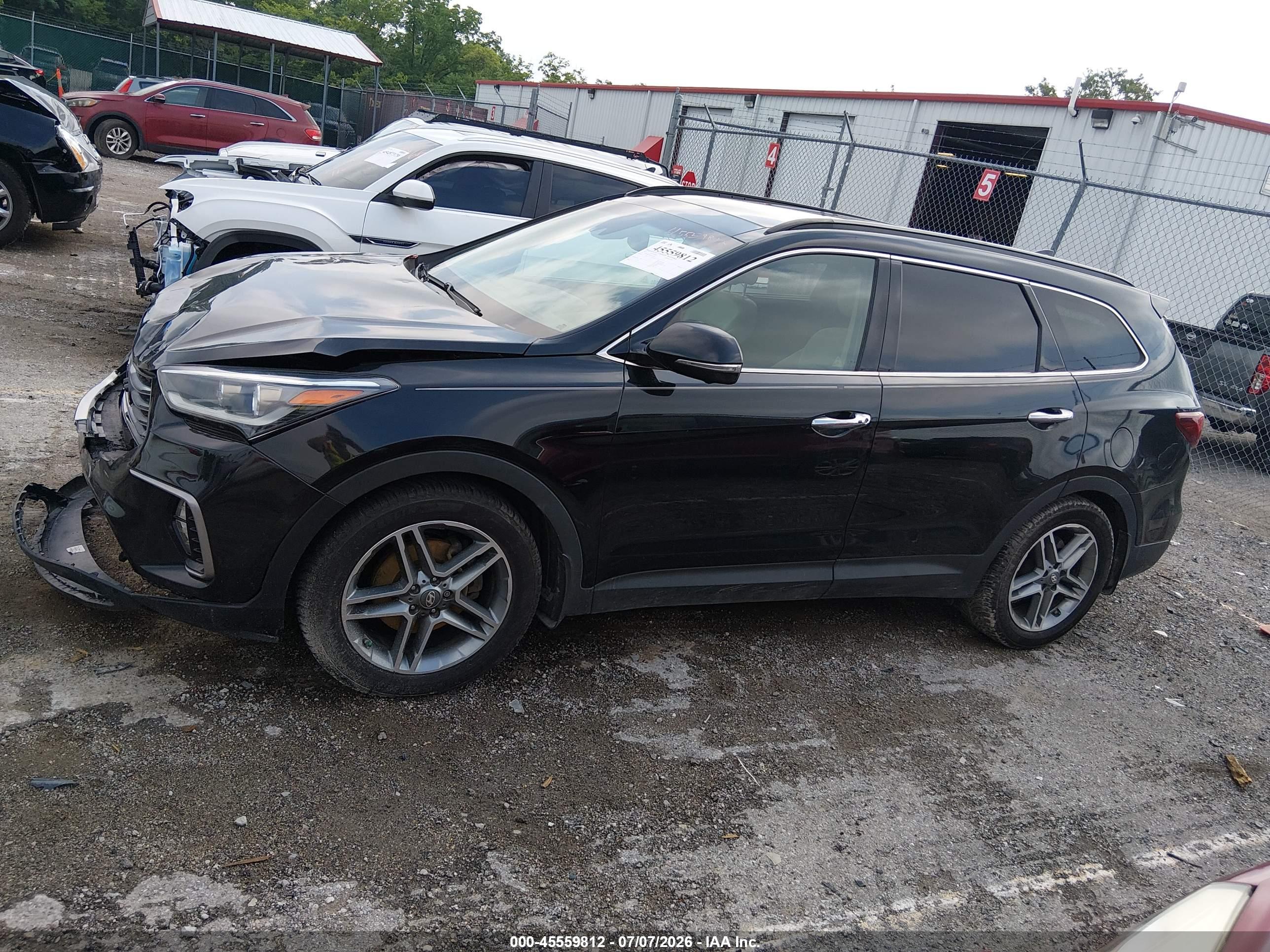 2017 HYUNDAI SANTA FE SE ULTIMATE