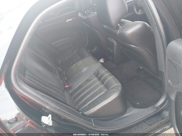 2016 CHRYSLER 300 300S — I8