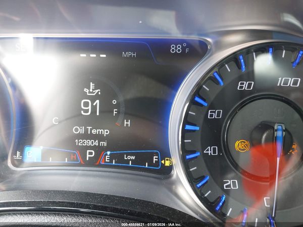 2016 CHRYSLER 300 300S — I118