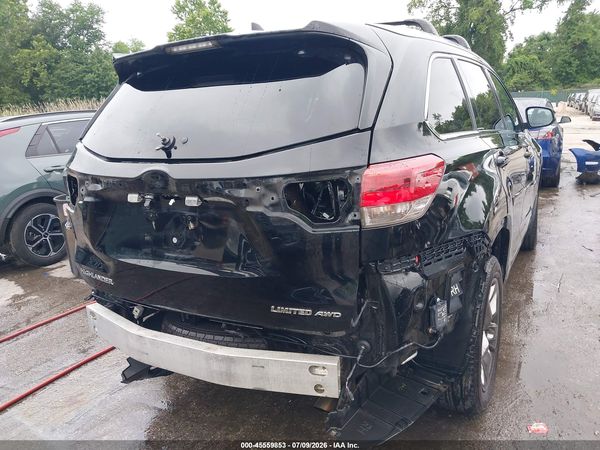 2017 TOYOTA HIGHLANDER LIMITED PLATINUM