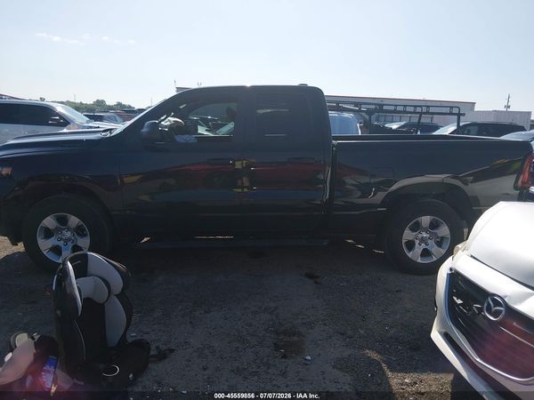 2025 RAM 1500 TRADESMAN  4X2 6'4 BOX