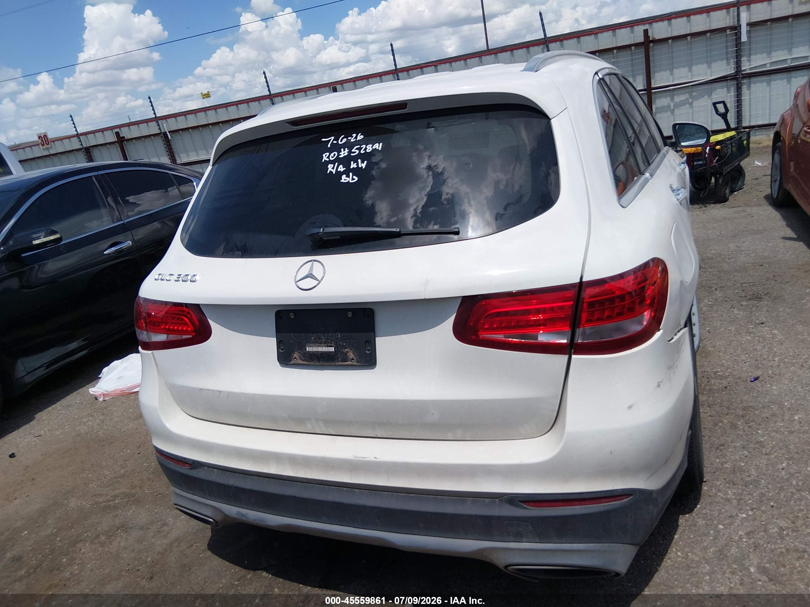 2016 MERCEDES-BENZ GLC 300 GLC300