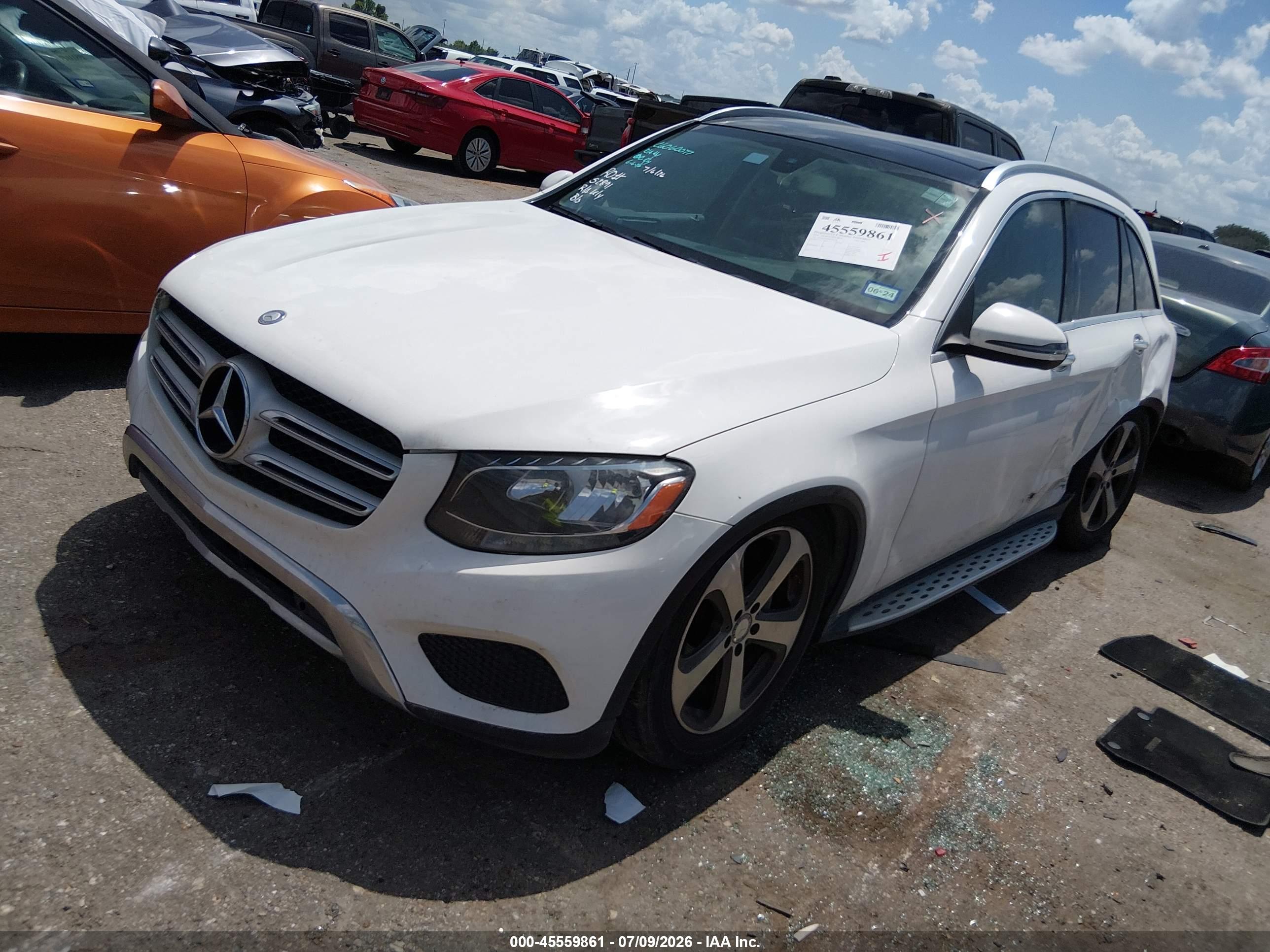 2016 MERCEDES-BENZ GLC 300 GLC300