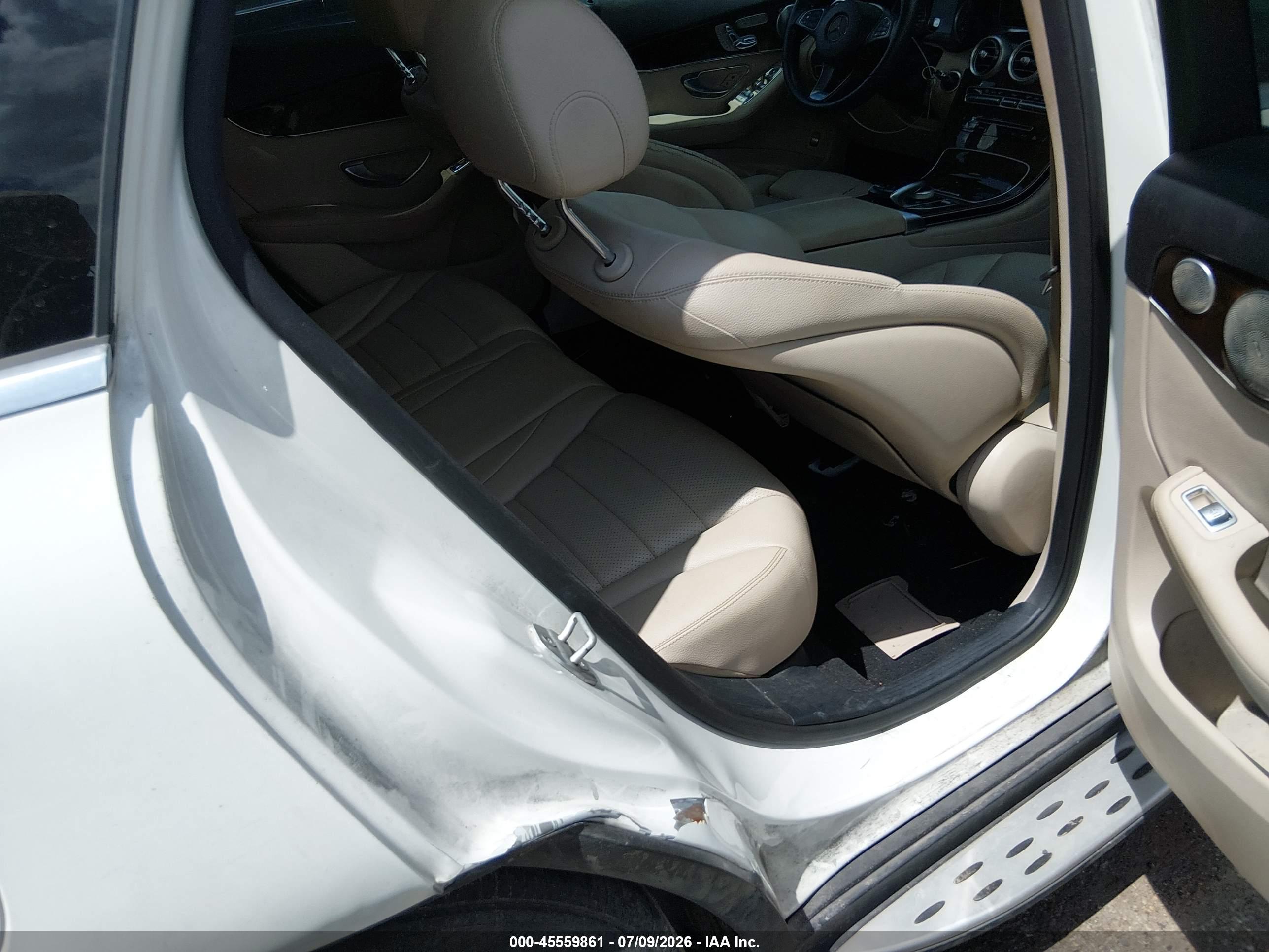 2016 MERCEDES-BENZ GLC 300 GLC300