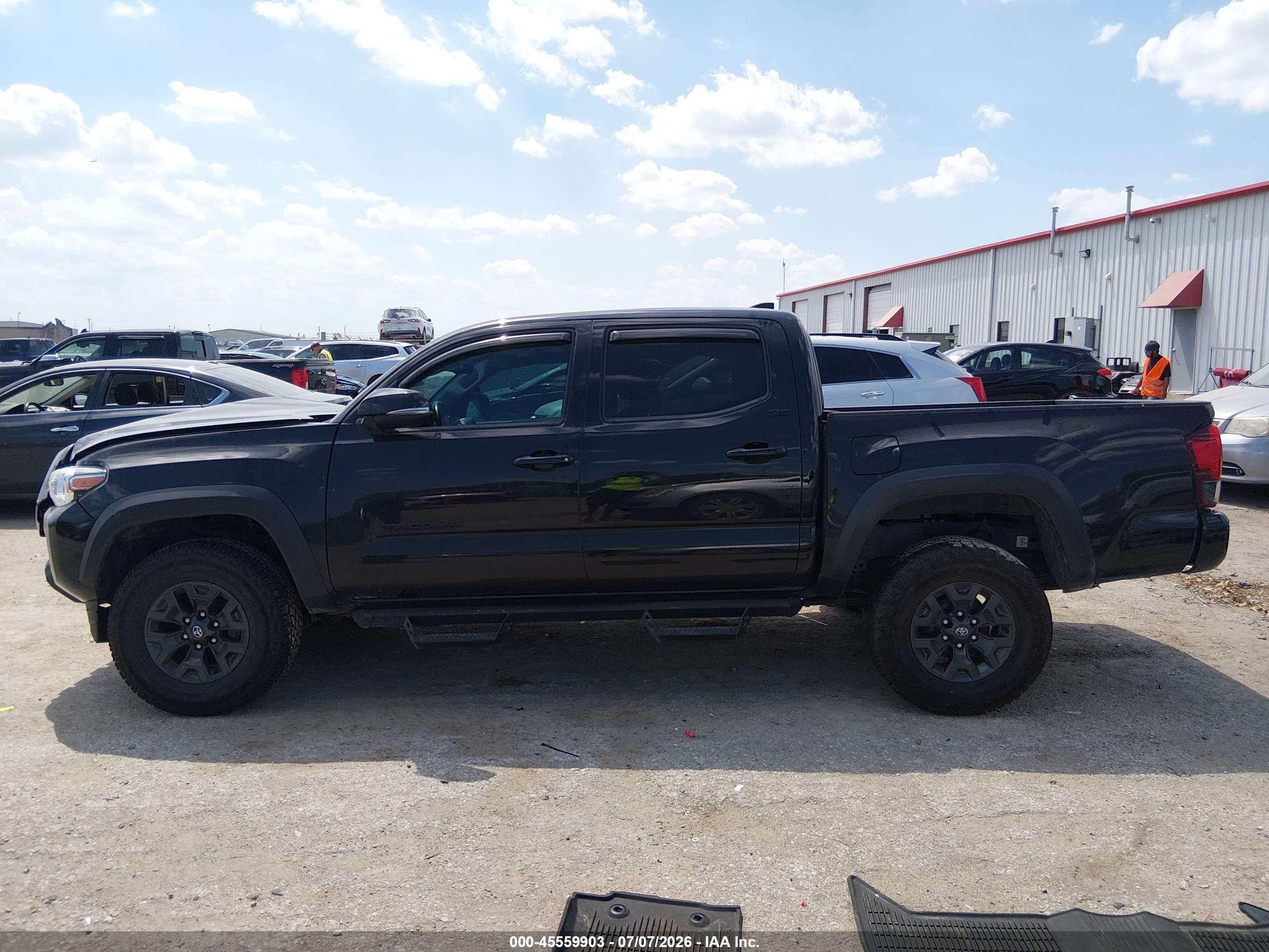 2021 TOYOTA TACOMA SR5 V6