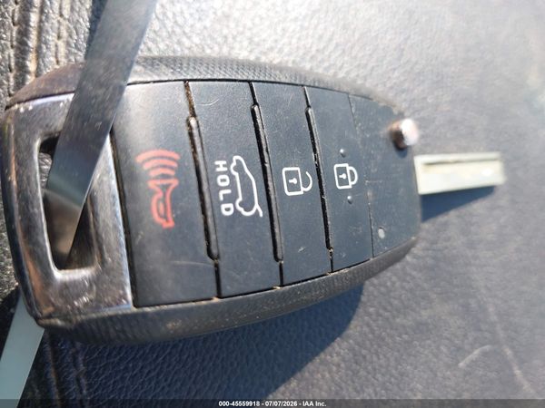 2016 KIA SORENTO 2.4L LX
