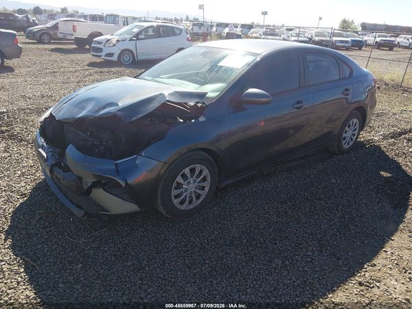 2023 KIA FORTE LX