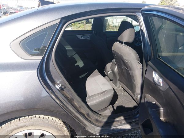 2023 KIA FORTE LX