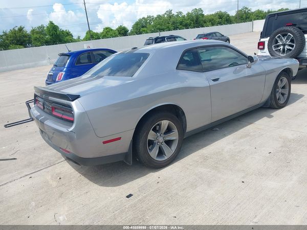 2016 DODGE CHALLENGER SXT