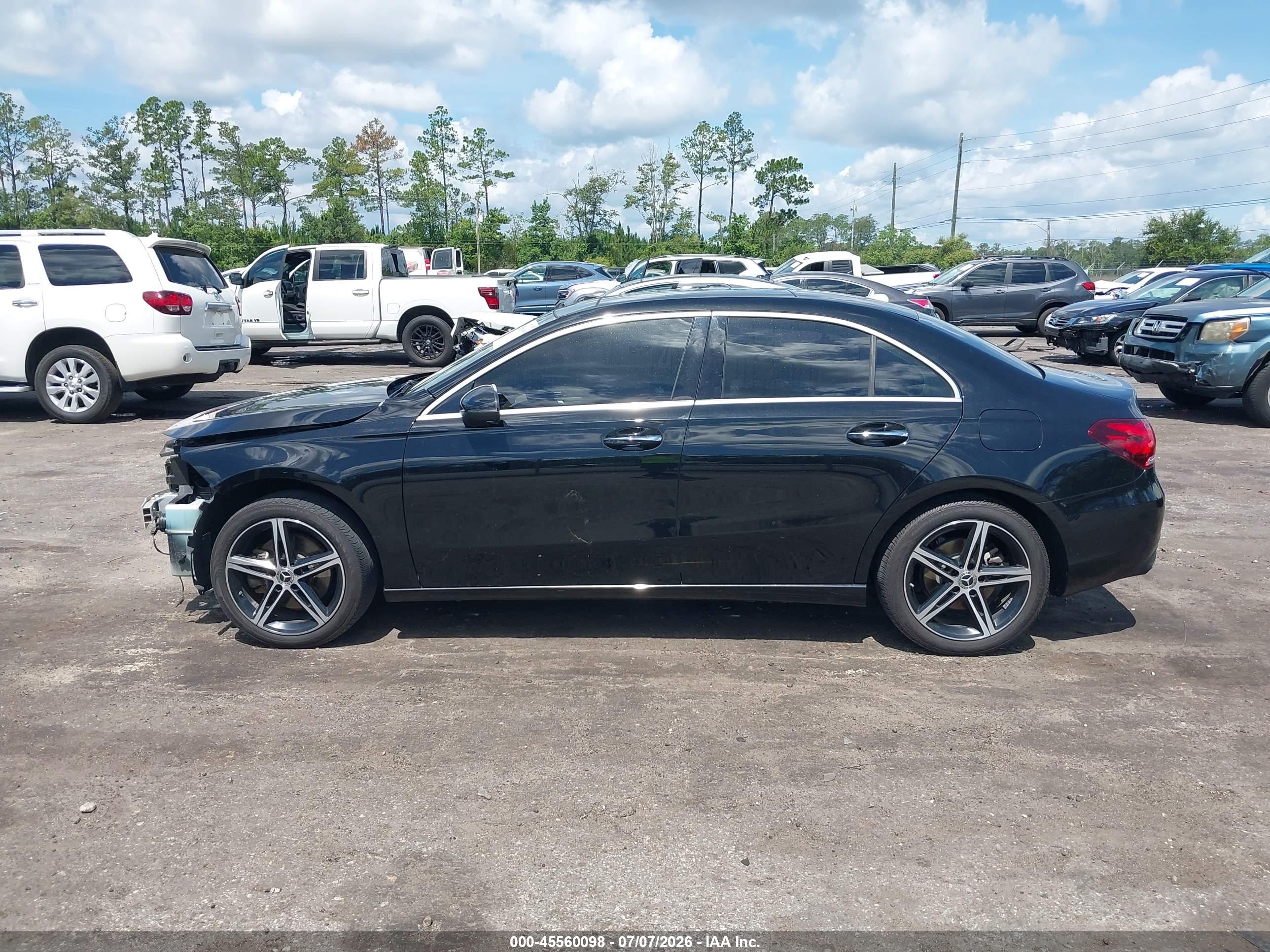 2019 MERCEDES-BENZ A 220 4MATIC