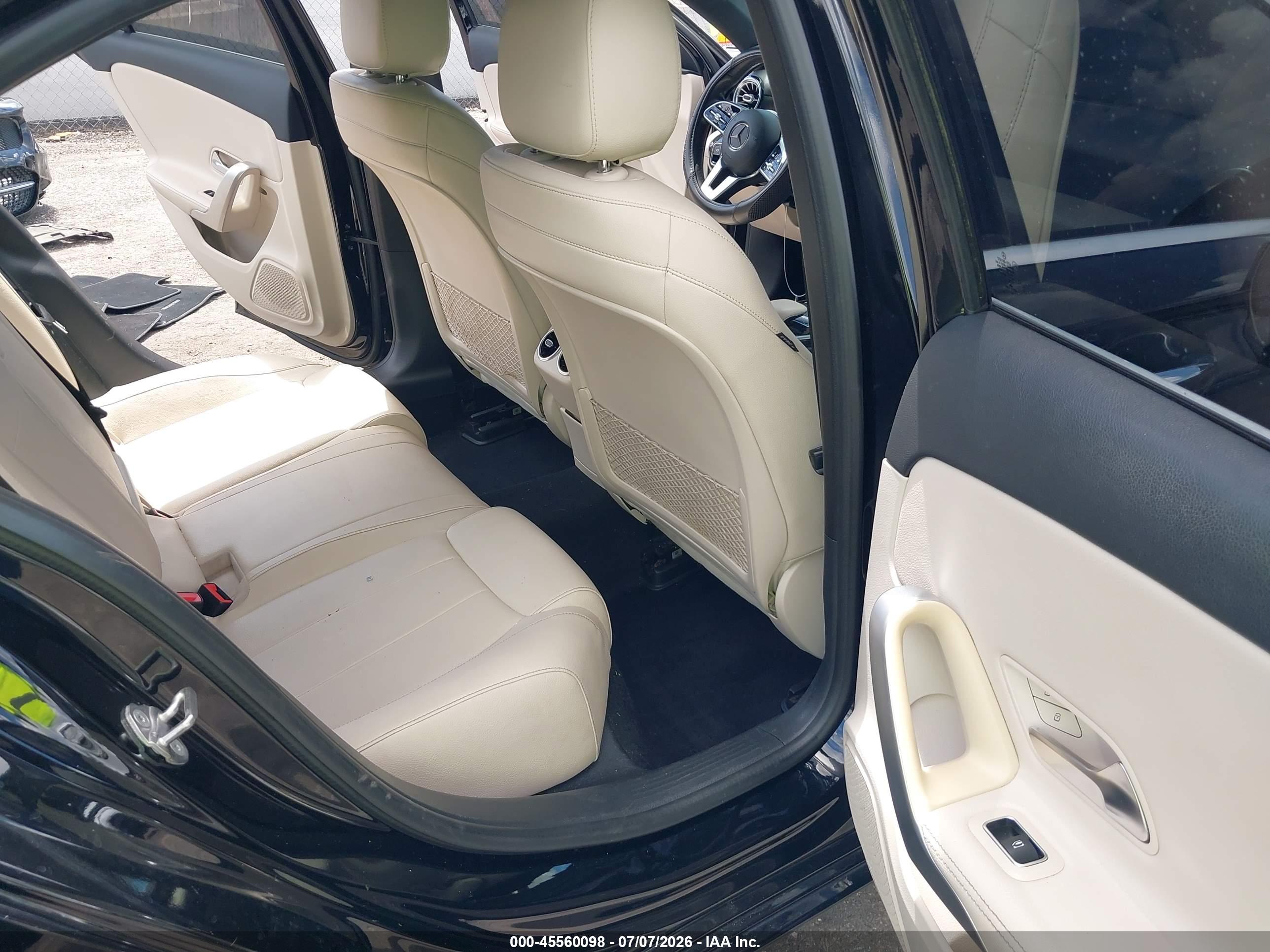 2019 MERCEDES-BENZ A 220 4MATIC