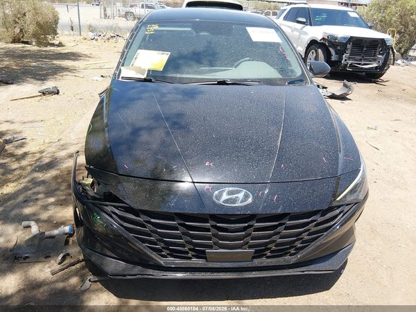 2022 HYUNDAI ELANTRA SEL