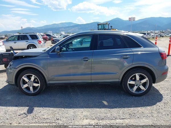 2015 AUDI Q3