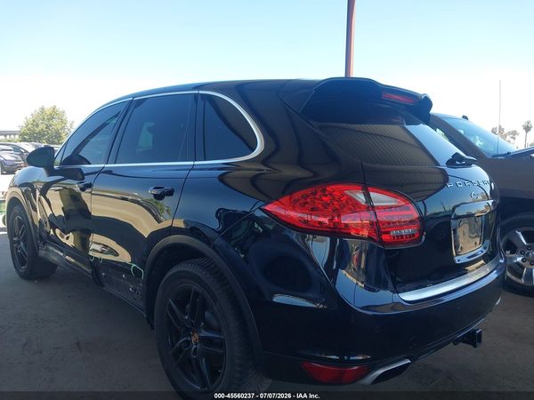 2014 PORSCHE CAYENNE