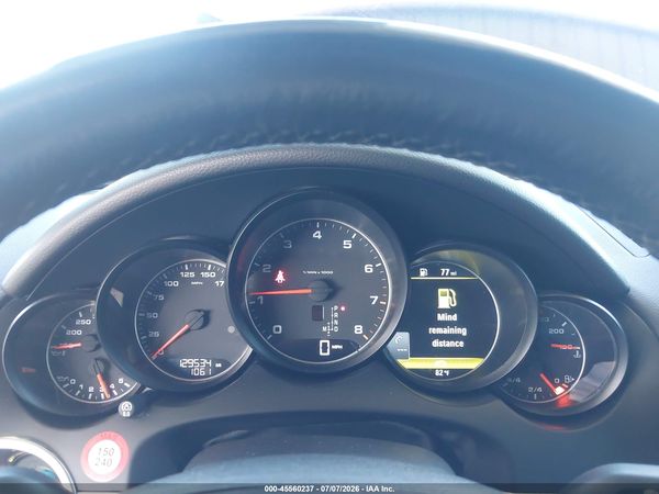 2014 PORSCHE CAYENNE