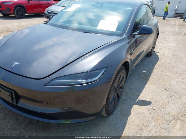 2025 TESLA MODEL 3