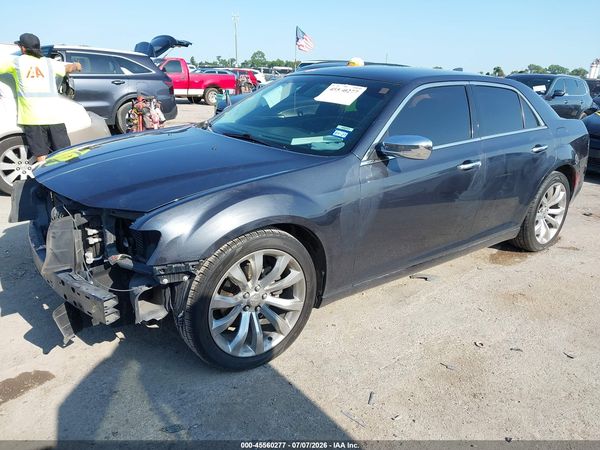 2019 CHRYSLER 300 LIMITED