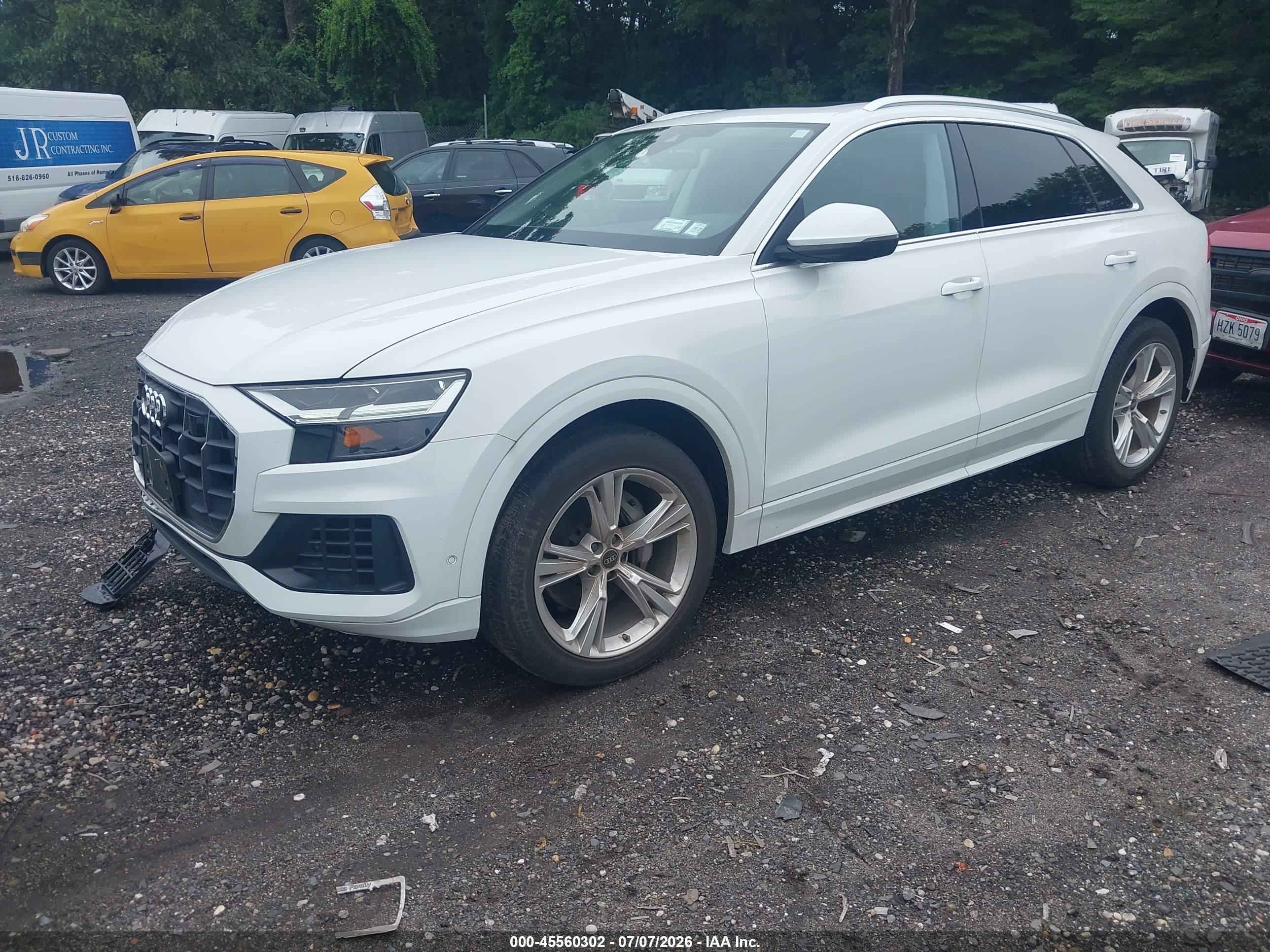 2022 AUDI Q8 quattro Premium Plus
