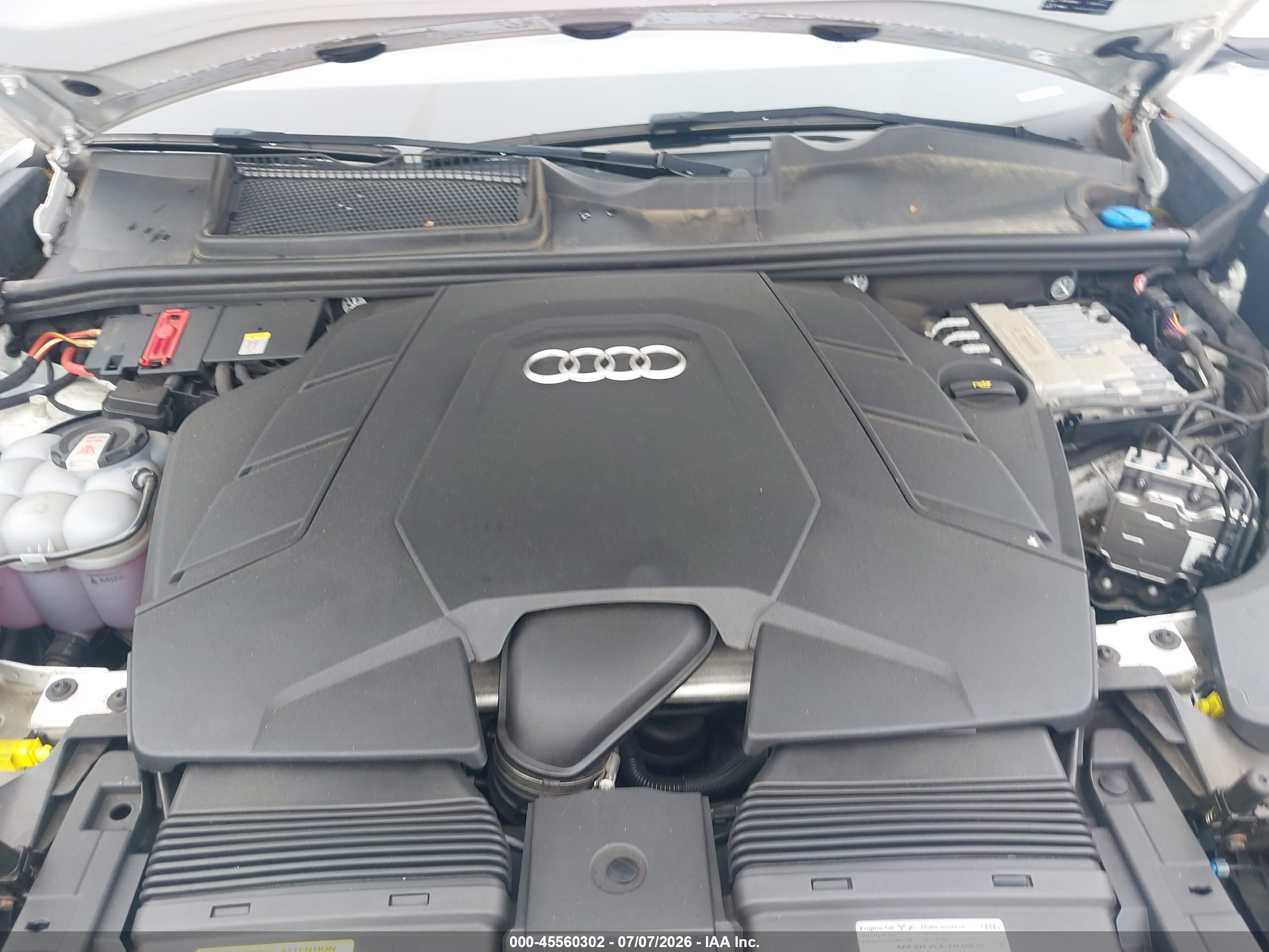 2022 AUDI Q8 quattro Premium Plus