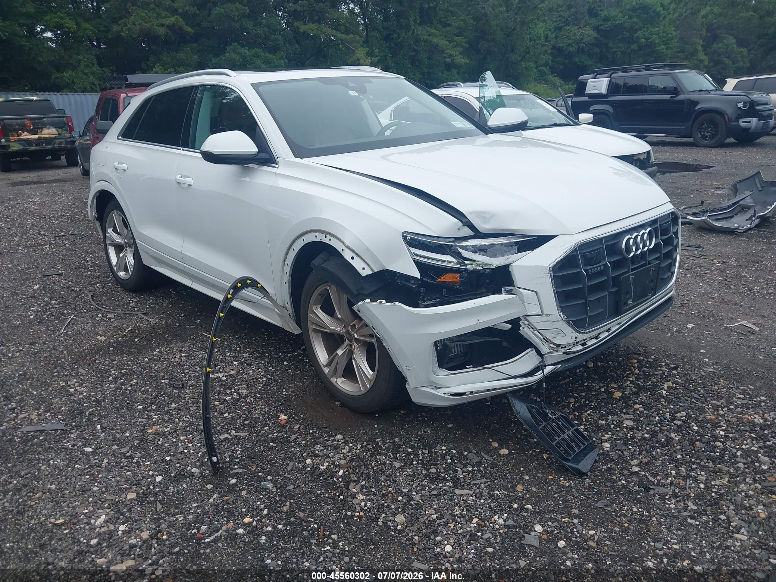 2022 AUDI Q8 quattro Premium Plus