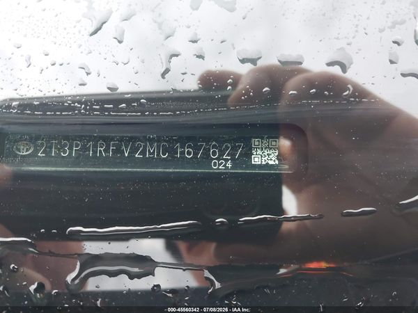 2021 TOYOTA RAV4 XLE