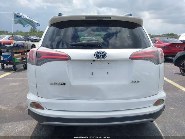 2017 TOYOTA RAV4 XLE