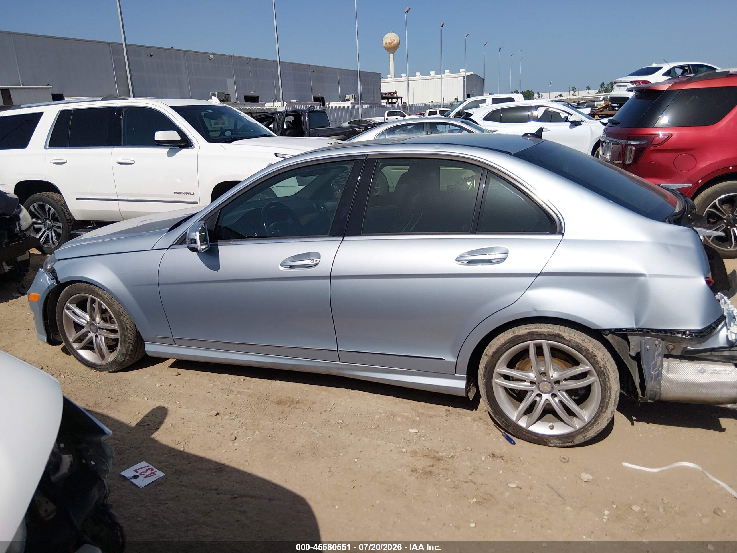 2013 MERCEDES-BENZ C 250 SPORT